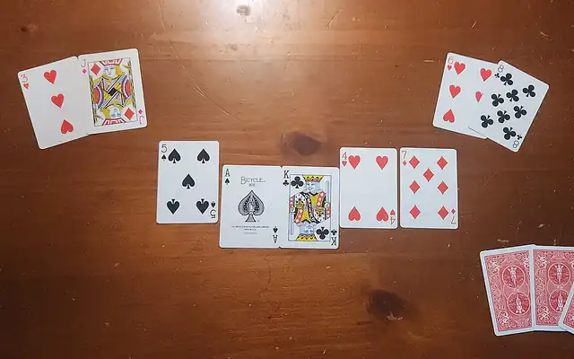 Texas Hold'em showdown on a poker table